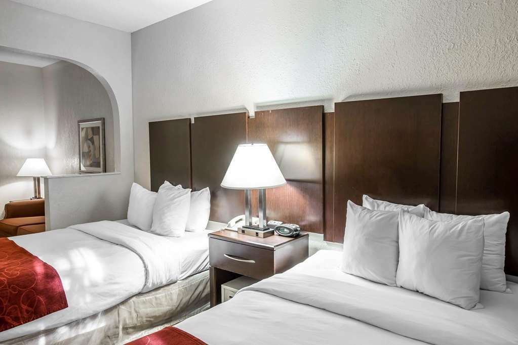 Spark By Hilton Duluth Phòng bức ảnh